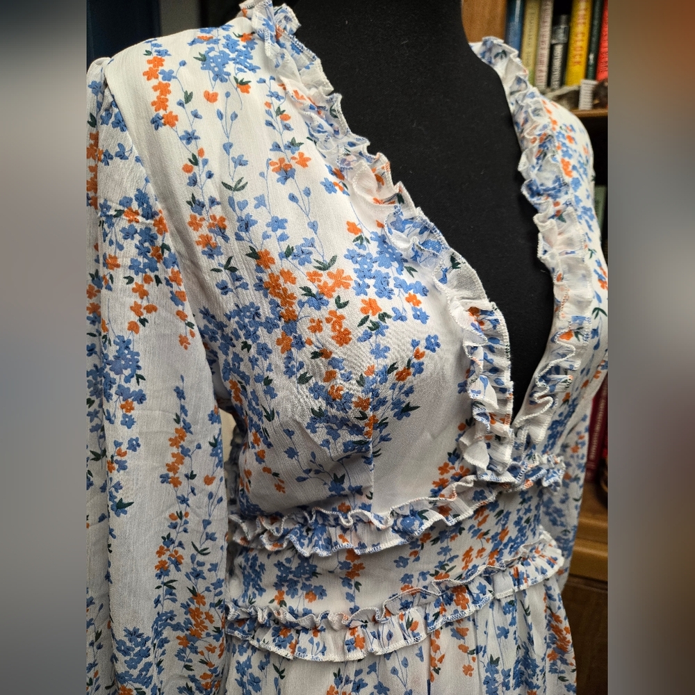Floral Dress With Ruffles Size S - Picture 4 of 7